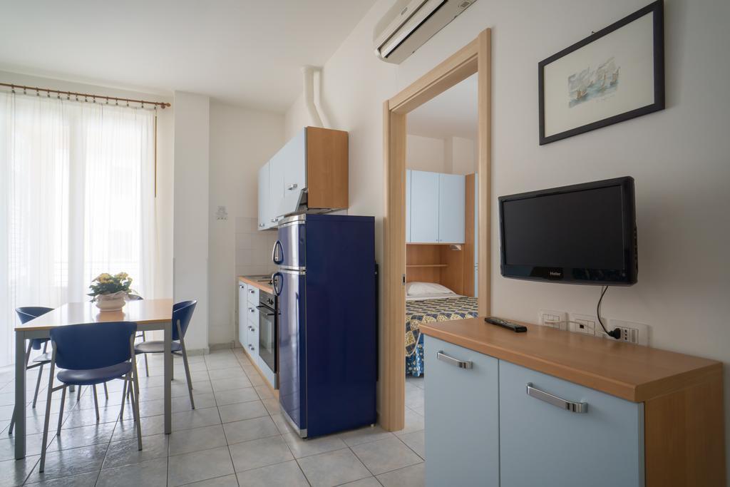 Hotel Residence Il Conero 2 นูมานา ภายนอก รูปภาพ