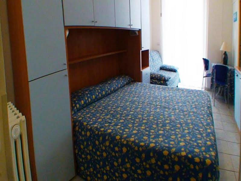 Hotel Residence Il Conero 2 นูมานา ภายนอก รูปภาพ