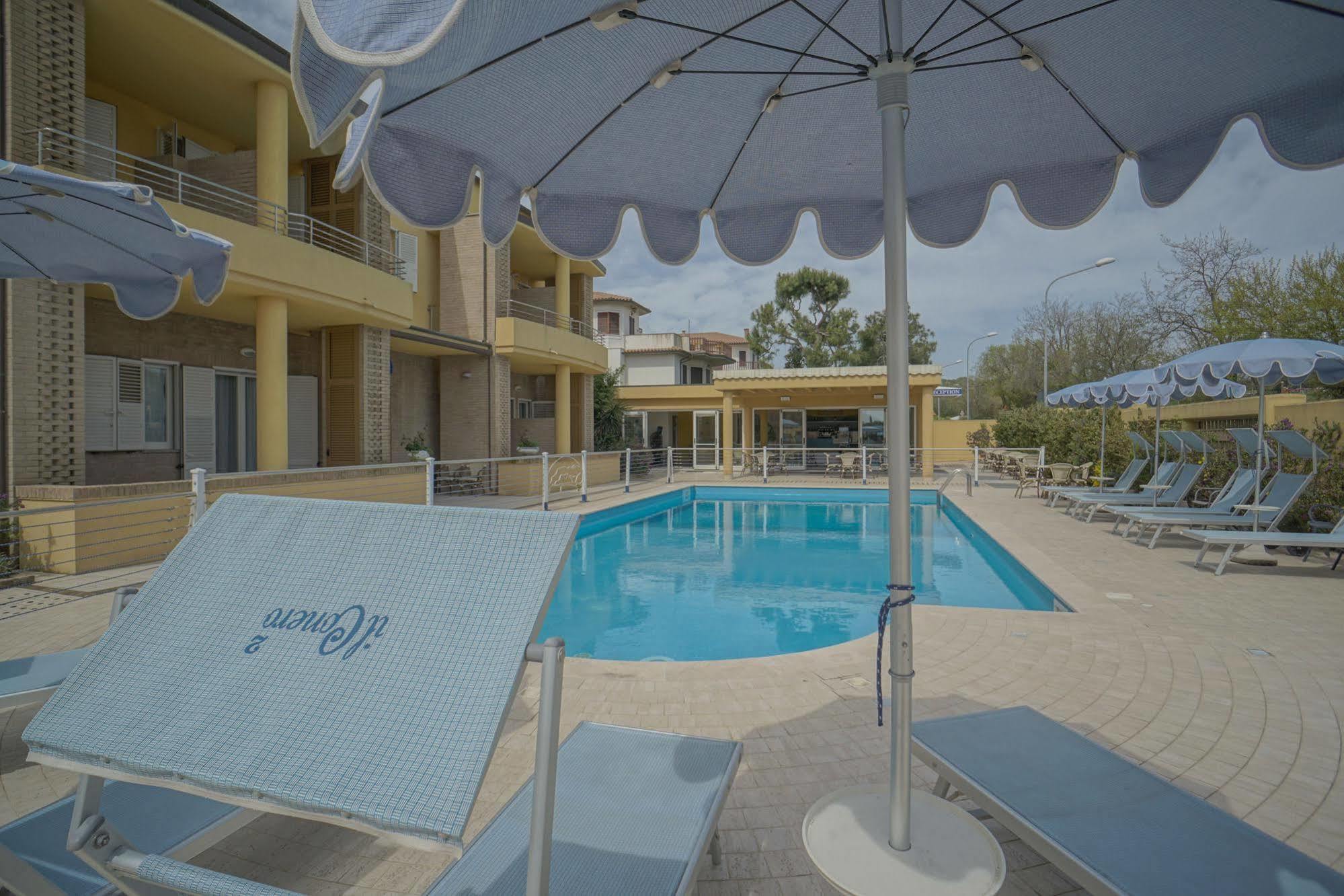 Hotel Residence Il Conero 2 นูมานา ภายนอก รูปภาพ
